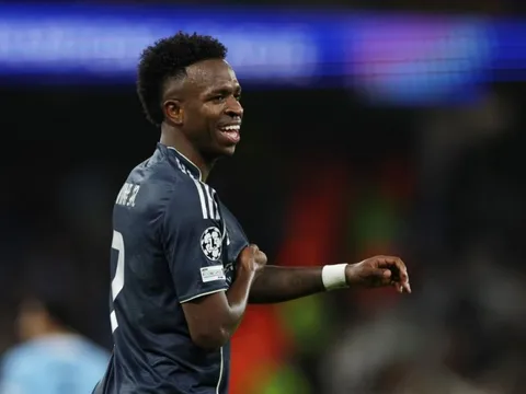 CĐV bị đề nghị án tù vì gọi Vinicius là khỉ