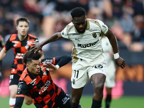 PSG rơi vào thế bám đuổi ở Ligue 1