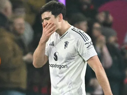 MU rơi chiến thắng trong ngày Maguire nhận thẻ đỏ