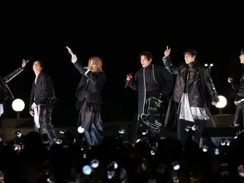 BTS trở lại với concert hoành tráng