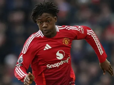 Mainoo đổi đời