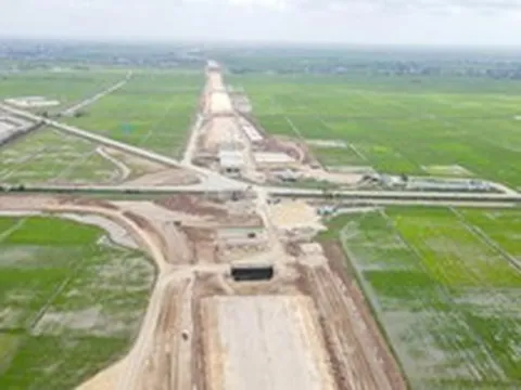 Đẩy nhanh tiến độ cao tốc Ninh Bình - Hải Phòng, phấn đấu thông xe năm 2026