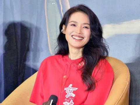 Thư Kỳ lên tiếng về tin đồn mắc bệnh ngôi sao