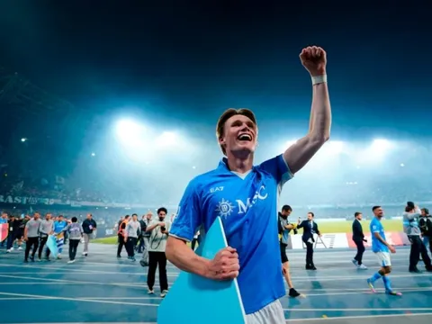 McTominay được so sánh với thánh thần