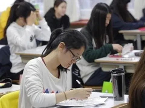 Hàn Quốc: Chi phí giáo dục tăng mạnh