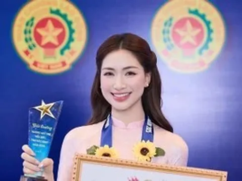 Hòa Minzy đón ‘tin vui' sau khi lọt top 10 Gương mặt trẻ Việt Nam tiêu biểu