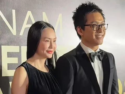 Vợ Tuấn Hưng lên tiếng khi bị chê xuống sắc