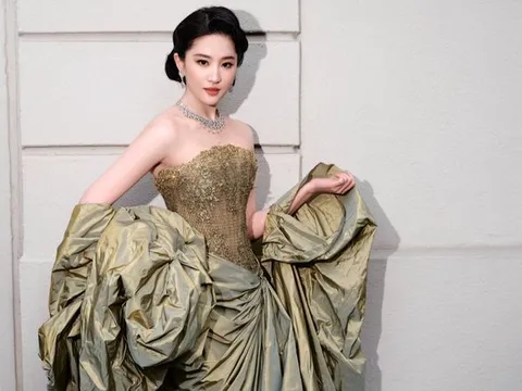 Lưu Diệc Phi khẳng định khí chất 'thần tiên tỷ tỷ' trên thảm đỏ