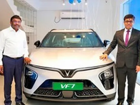 VinFast khai trương showroom thứ 50 tại quốc gia tỷ dân