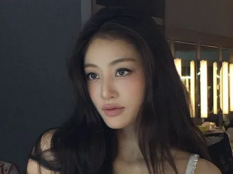 Jihyo (TWICE) khoe body 'chữ S', vóc dáng ngày càng thăng hạng