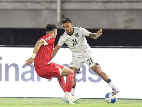 Bộ đôi cầu thủ Indonesia gây chấn động bóng đá Hà Lan