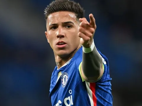 Đề nghị 200 triệu euro làm rung chuyển Chelsea