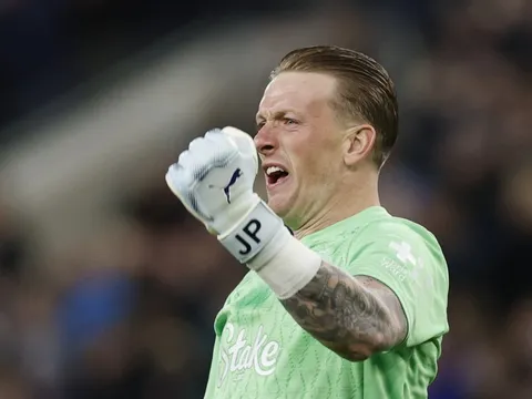 Pickford đang khiến Ngoại hạng Anh ngỡ ngàng