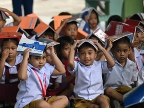 Philippines: Thí điểm năm học ba học kỳ