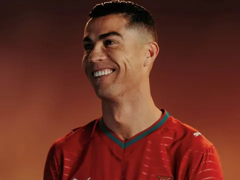Chiếc áo đấu World Cup cuối cùng của Ronaldo