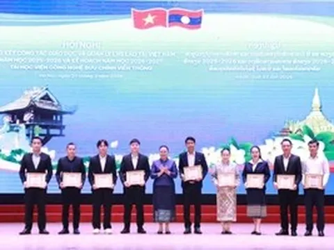 Hợp tác giáo dục giữa Việt Nam và Lào ngày càng được củng cố