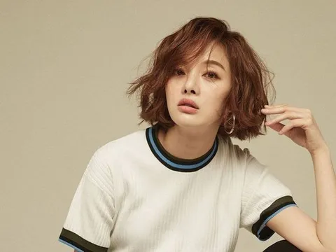 Nữ diễn viên Hwang Bo Ra gặp biến chứng khi làm IVF, gương mặt sưng phù