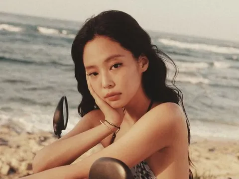 Jennie (BLACKPINK) 'nóng' hơn bao giờ hết