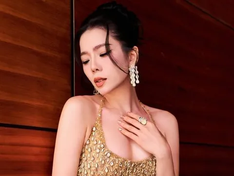 Lệ Quyên khoe 'của hiếm' sau hơn 20 năm