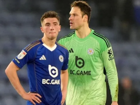 Tình cảnh thê thảm của Leicester City