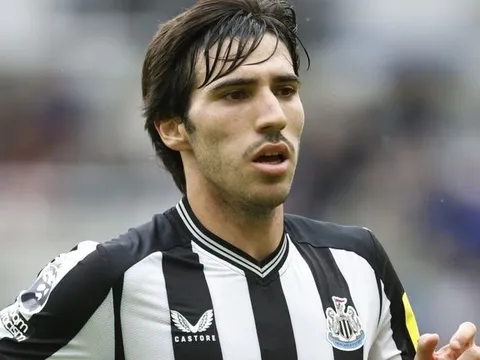 Tonali đắt hàng, MU vượt lên dẫn đầu thương vụ