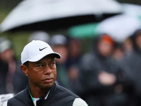 Chuyện gì xảy ra với Tiger Woods?
