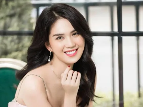 Ngọc Trinh báo tín hiệu vui