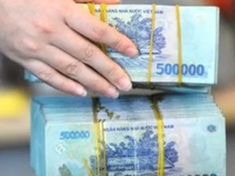 Số tiền cần gửi tiết kiệm ngân hàng để nhận lãi 20 triệu đồng mỗi tháng