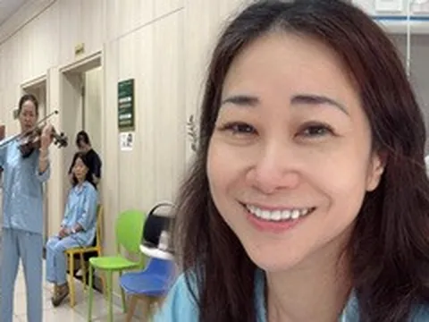 Tài năng của bệnh nhân kéo đàn ở A9 Bạch Mai khiến dân mạng trầm trồ