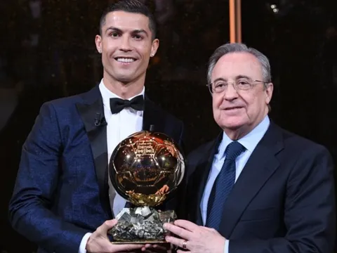 Chủ tịch Perez chấp nhận đề nghị của Ronaldo