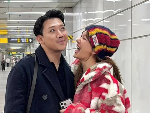 Trấn Thành hạnh phúc báo tin vui sau số tiền 447 tỷ