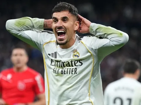 Cầu thủ đầu tiên rời Real Madrid vào hè năm nay