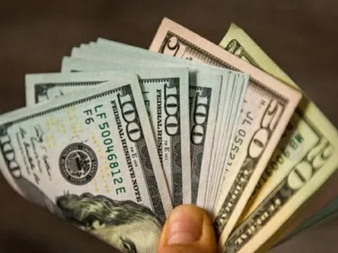 Căng thẳng Trung Đông đẩy đồng USD tăng giá kỷ lục, cao nhất trong gần một năm