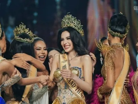 Người đẹp Chonburi đăng quang Miss Grand Thái Lan 2026