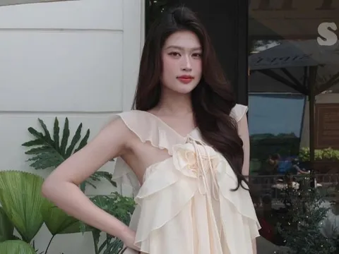 Đoàn Thiên Ân lên tiếng về nghi vấn hất tay fan khi đi cinetour