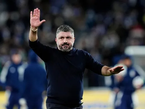 Italy gây tranh cãi trước chung kết play-off World Cup