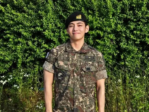 BTS bị chỉ trích vì bình luận ngoại hình của V sau xuất ngũ