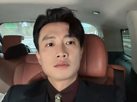 Quốc Trường tuyên bố 'ly dị'