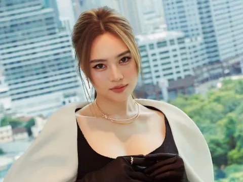 Ninh Dương Lan Ngọc vẫn chưa dứt chuyện cũ