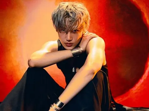 Thành viên nhóm nhạc EXO gặp tình huống dở khóc dở cười ngay trên phố