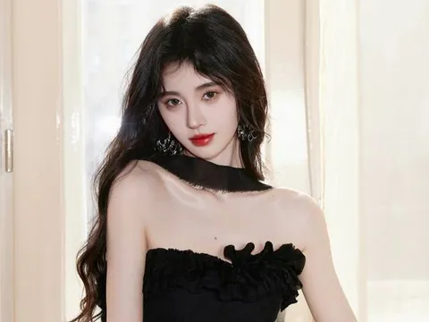 Cúc Tịnh Y gây tranh cãi khi bị đồn thu 1 tỷ chỉ với 3 bức ảnh