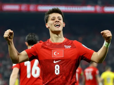 Real Madrid 'thoát hiểm' sau FIFA Days