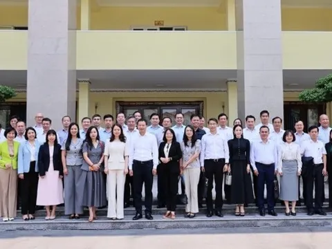 Ngoại giao kinh tế kiến tạo động lực phát triển mới cho Đồng Nai và Vĩnh Long trong không gian liên kết chiến lược