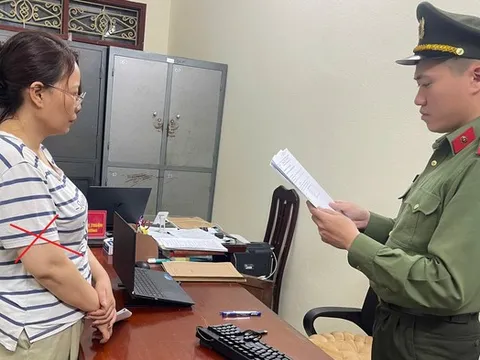 Bắt "nữ quái" giả danh nam giới lừa đảo tình cảm, chiếm đoạt hơn 1,1 tỷ đồng