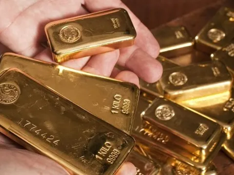 Giải mã sự lao dốc của vàng- Có nên tiếp tục đầu tư vàng?