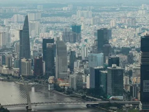 Việt Nam trong dòng chảy số hóa và xanh hóa