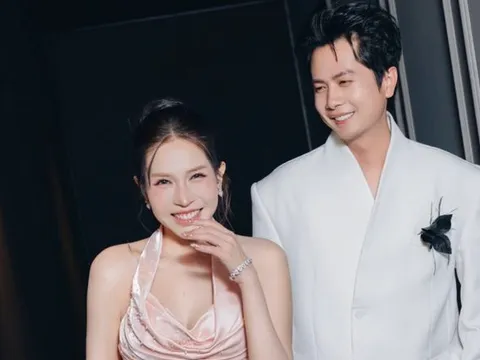 Khả Như tình tứ bên Huỳnh Phương