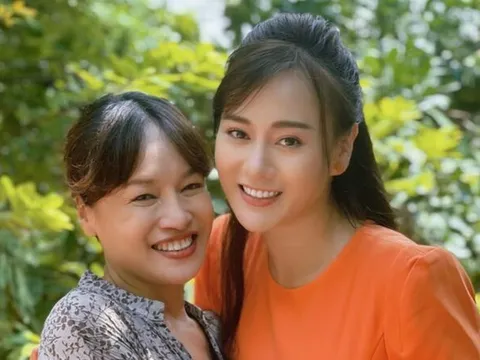 'Mẹ ruột' màn ảnh động viên Phương Oanh