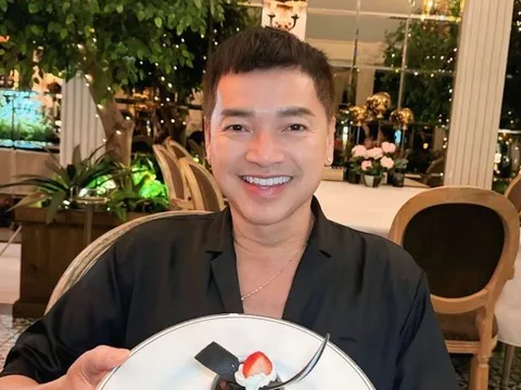 Nghệ sĩ Quang Minh gặp lại một người đặc biệt ở Mỹ