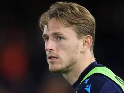 Phương án giống Casemiro tới 96% dành cho MU